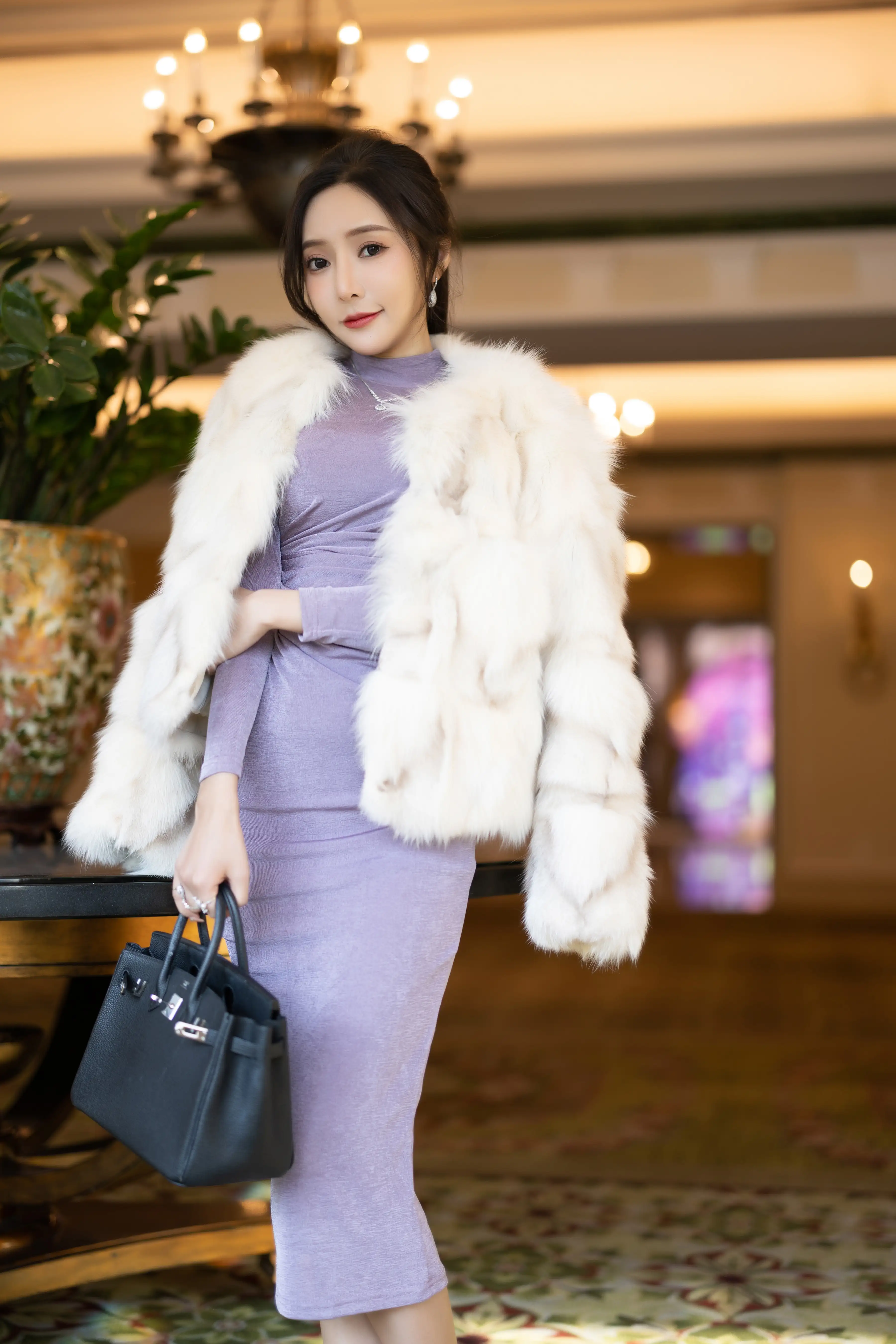 王馨瑶_NO.006_内购无水印_195皮草紫色裙子_ - M940.COM 内部私购-第3张